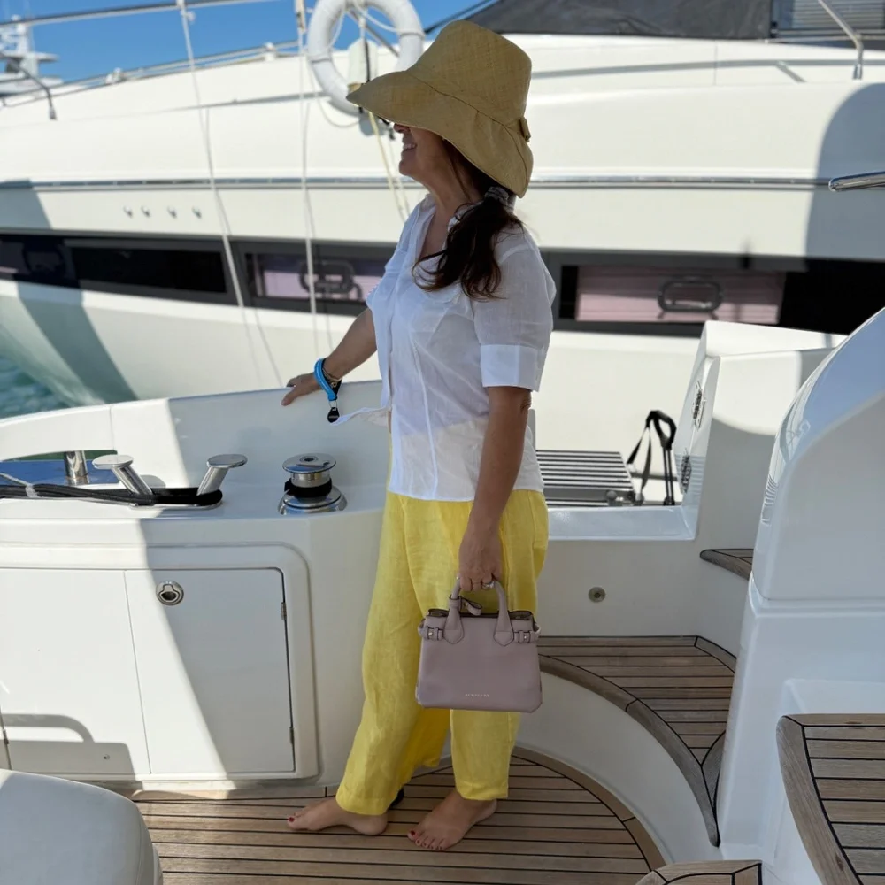 Burberry Banner Tote Mini in Blush - Picture 4 of 13